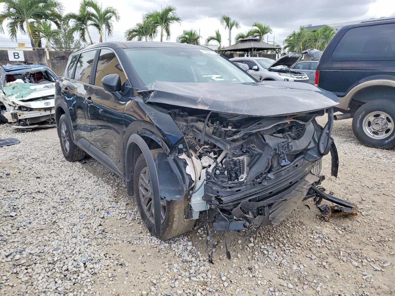 2023 Nissan Rogue S - Фото 4