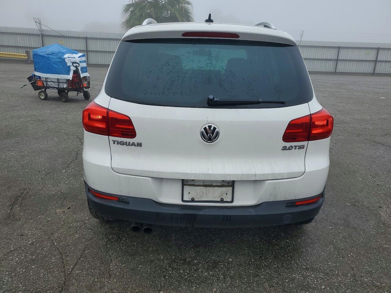 2013 Volkswagen Tiguan S - Image 6