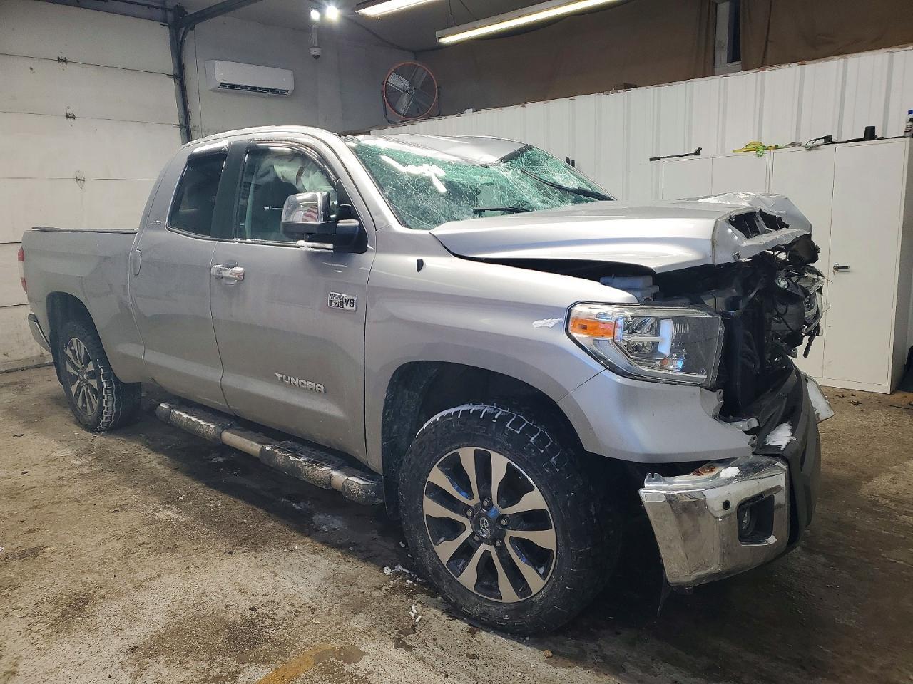 2018 Toyota Tundra Double Cab Limited - Фото 4