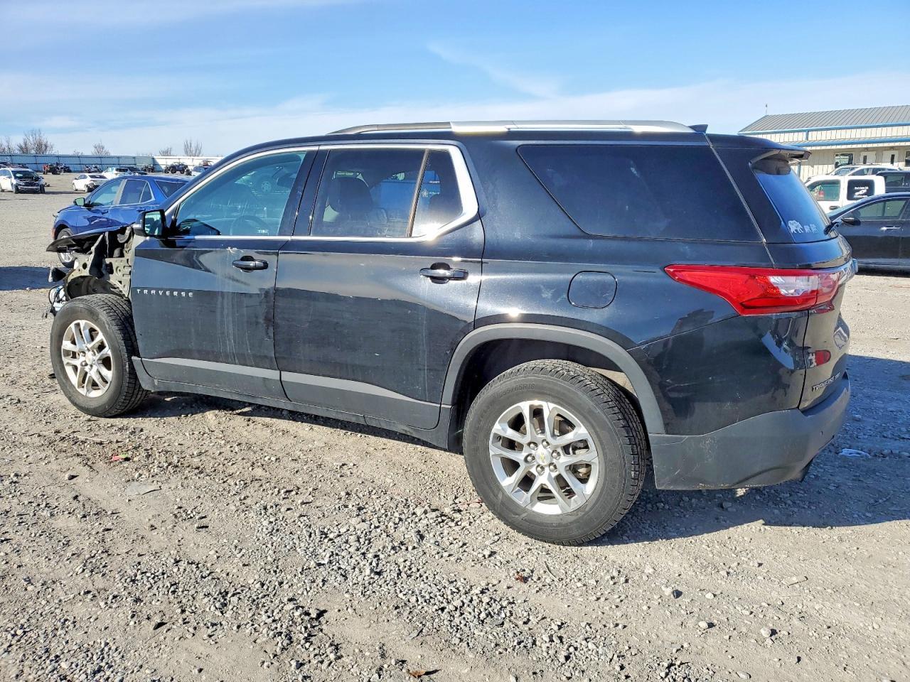 2018 Chevrolet Traverse Lt - Фото 2