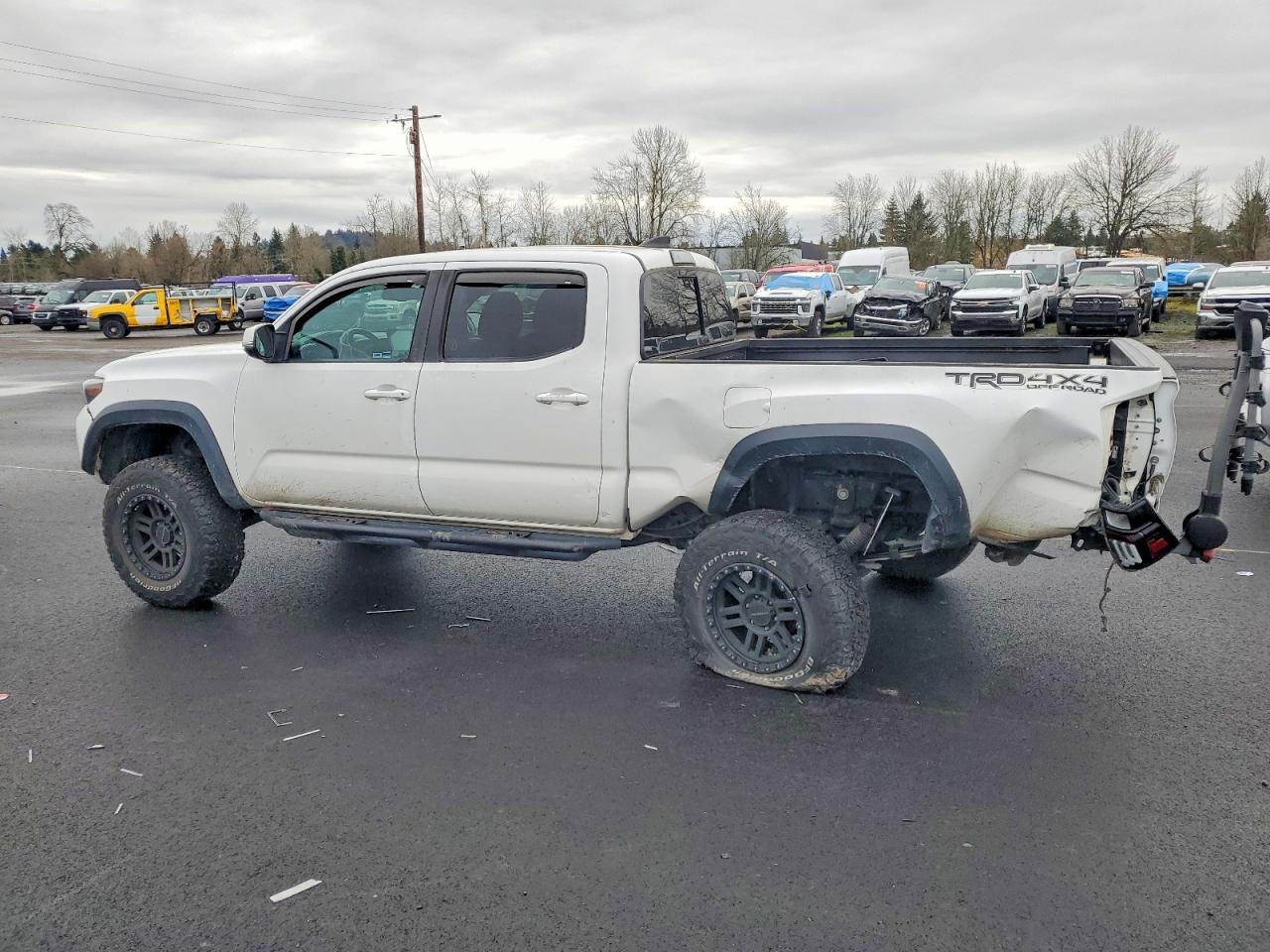 2019 Toyota Tacoma - Фото 2