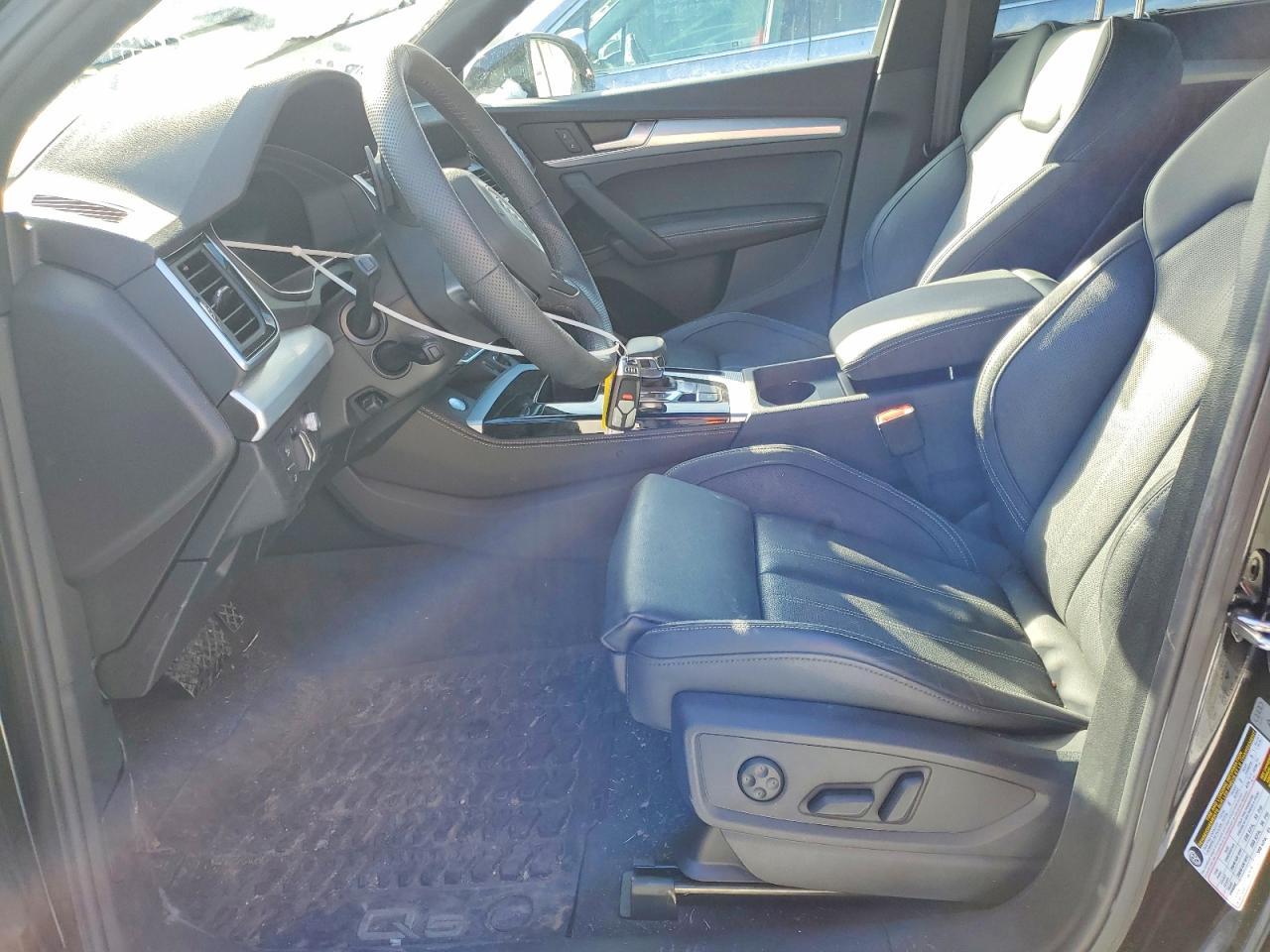 2025 Audi Q5 Prestige 45 - Фото 7