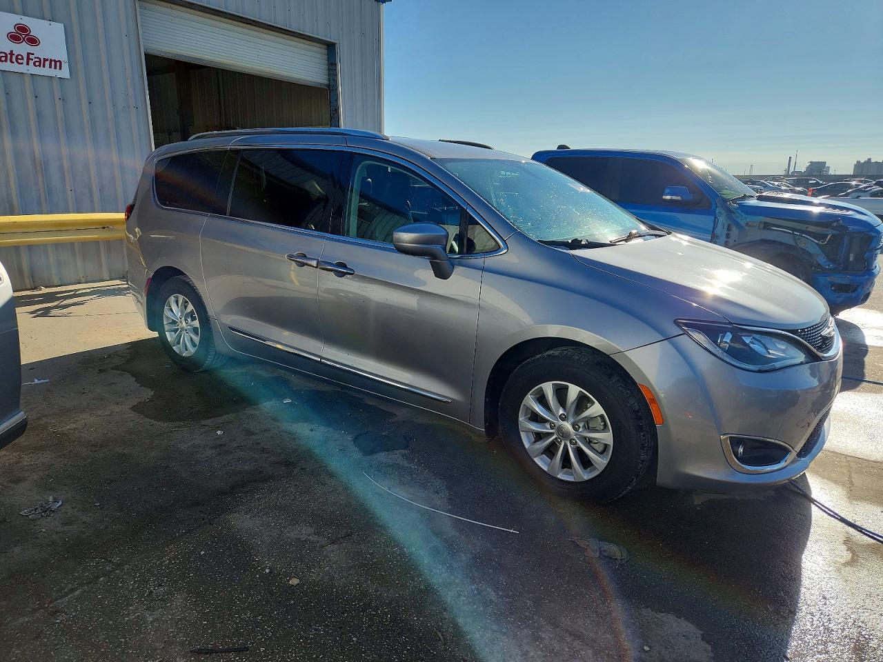 2018 Chrysler Pacifica Touring L - Фото 4