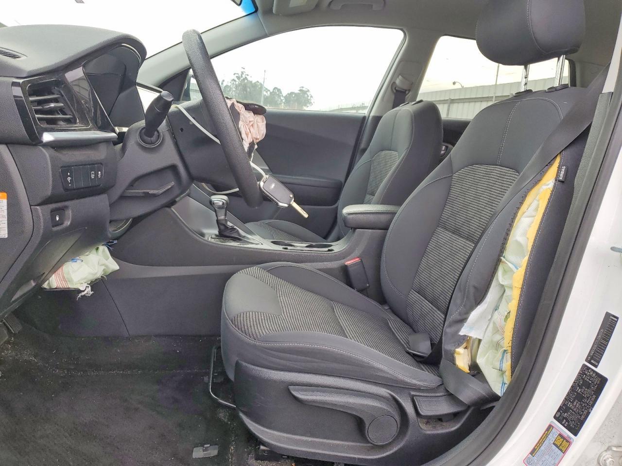 2020 Kia Niro Lx - Image 7