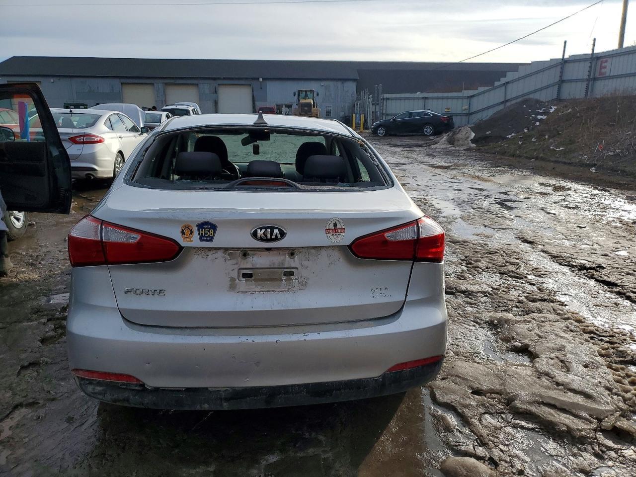 2015 Kia Forte Lx - Image 6