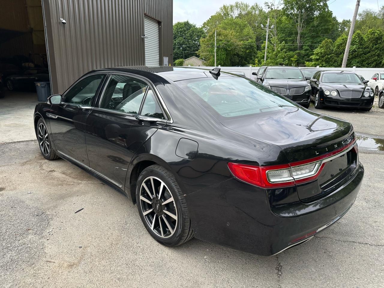 2020 Lincoln Continental Reserve - Image 3