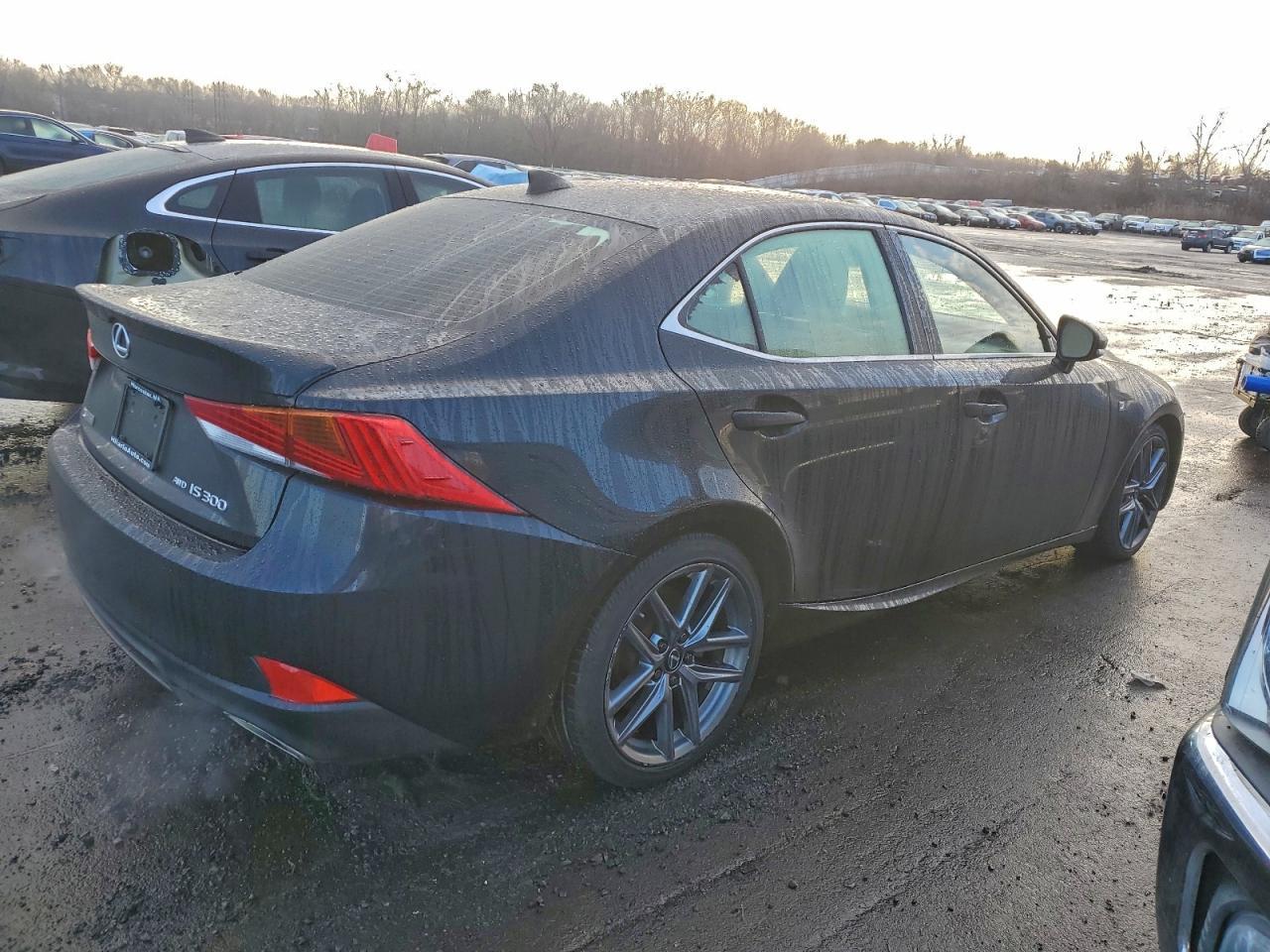 2020 Lexus Is 300 F Sport - Image 3