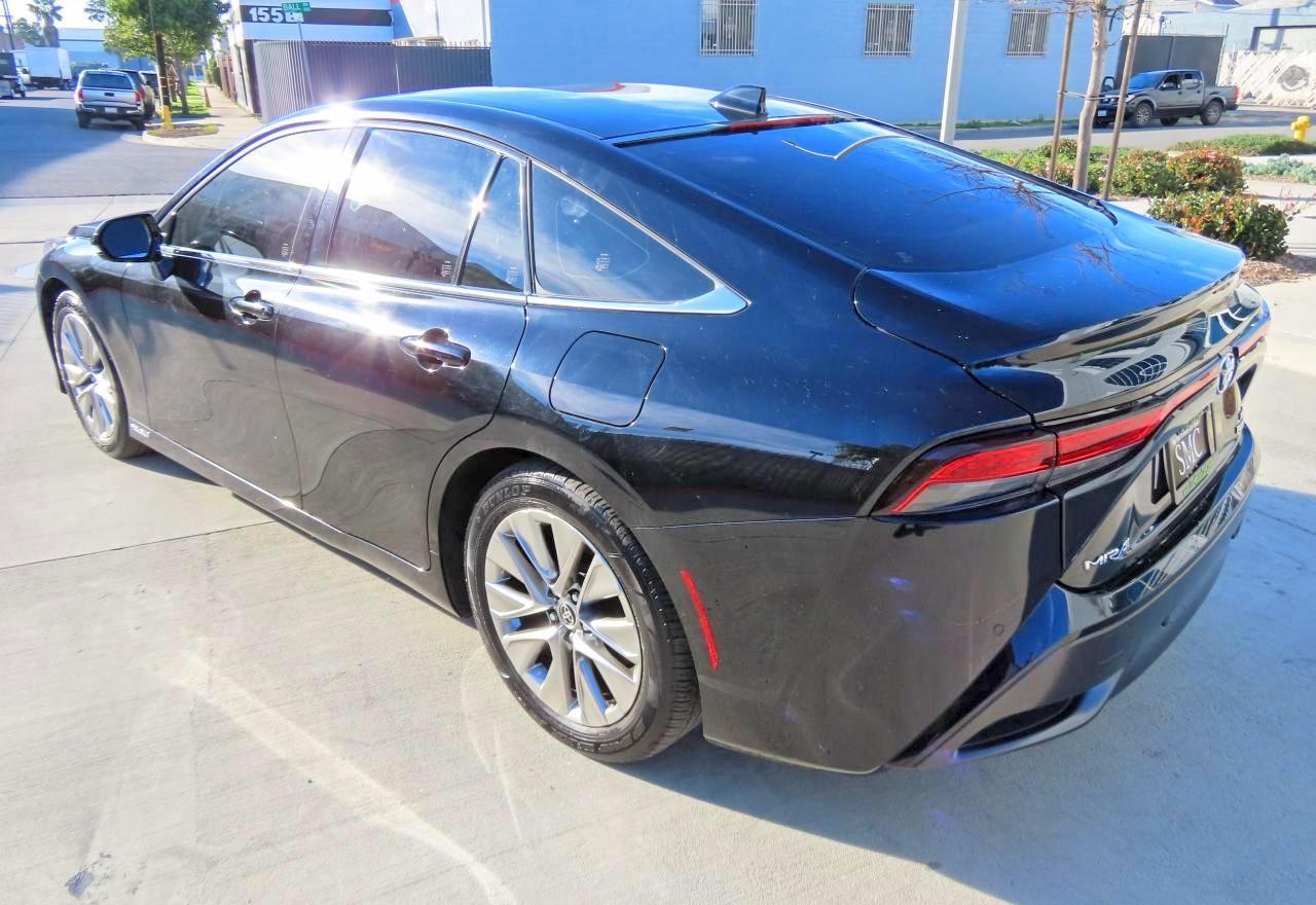 2022 Toyota Mirai Le - Фото 4