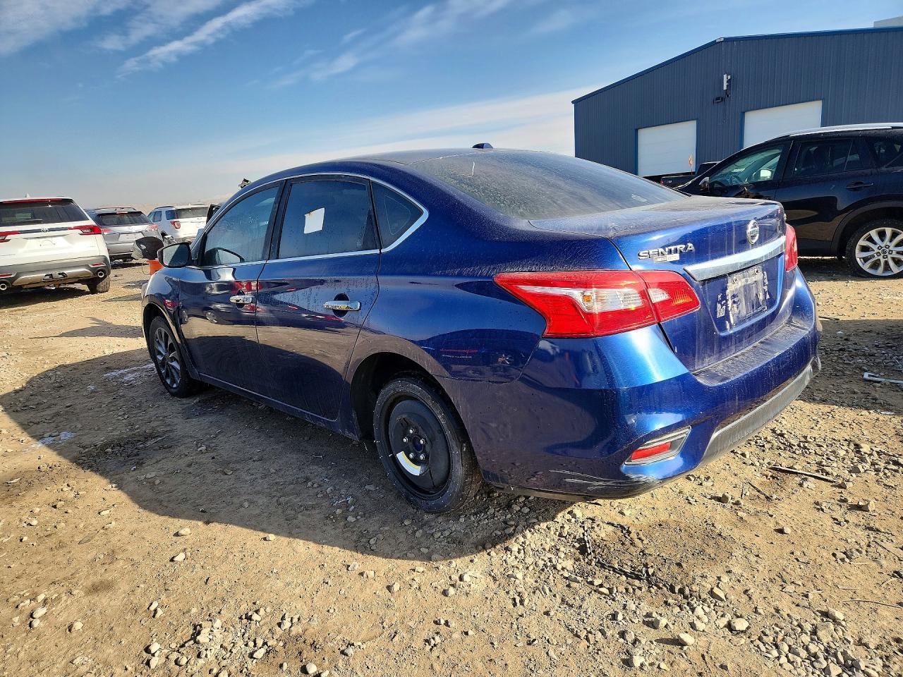 2018 Nissan Sentra S - Фото 2