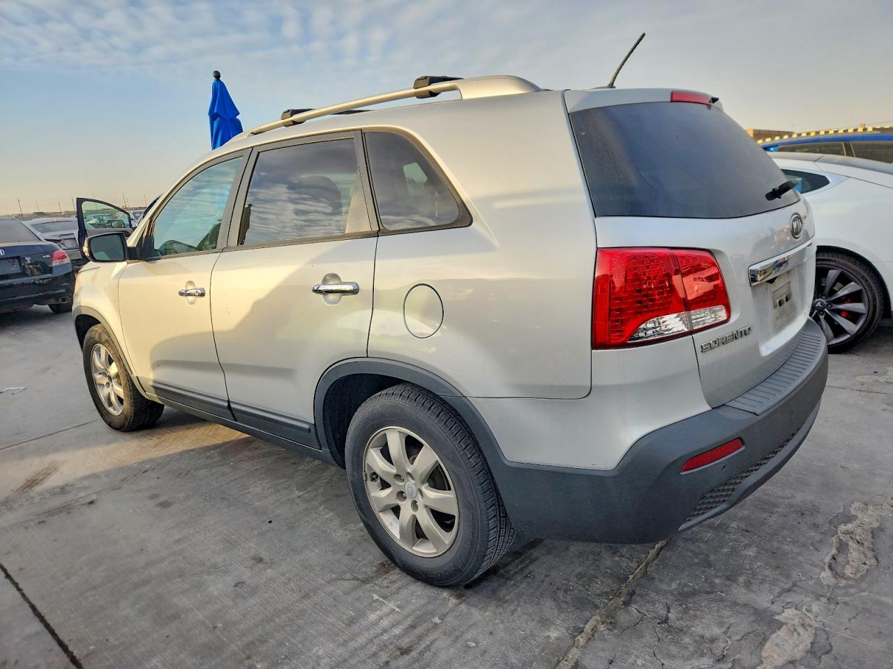 2012 Kia Sorento Base - Фото 2
