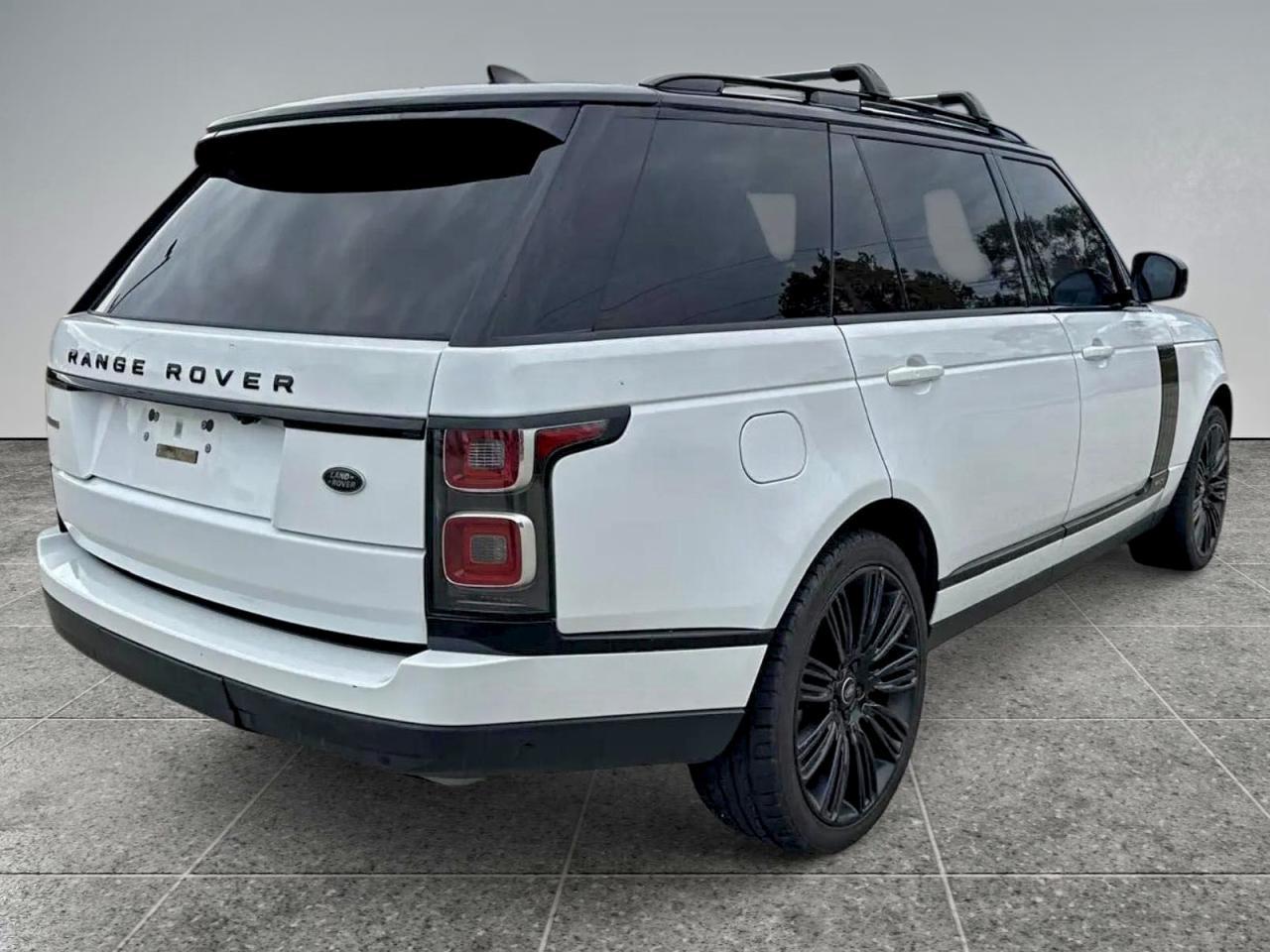 2019 Land Rover Range Rover Supercharged - Image 4