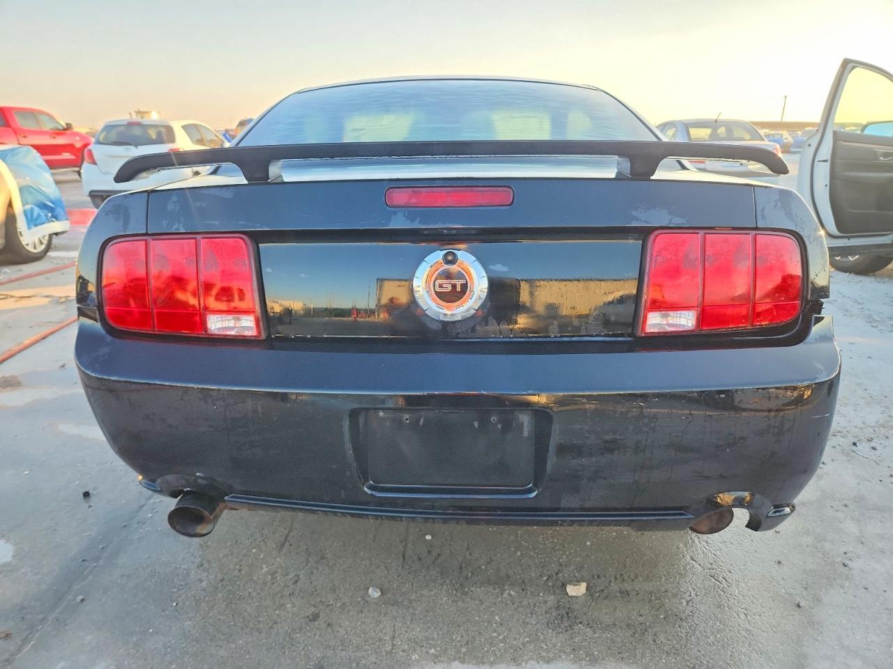 2008 Ford Mustang Gt - Фото 6