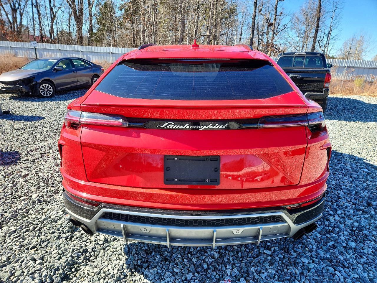 2019 Lamborghini Urus - Фото 6