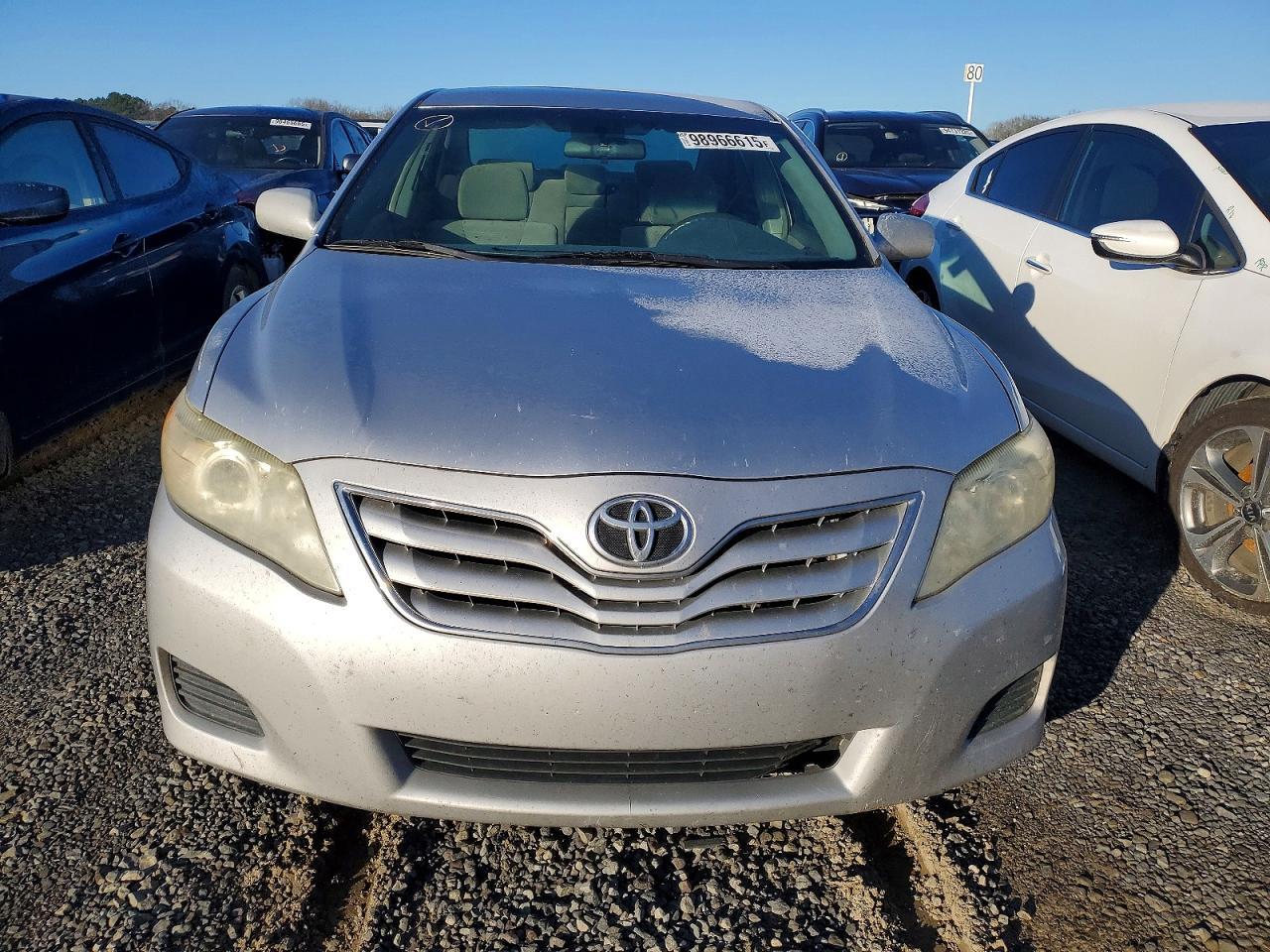 2010 Toyota Camry Base - Фото 5