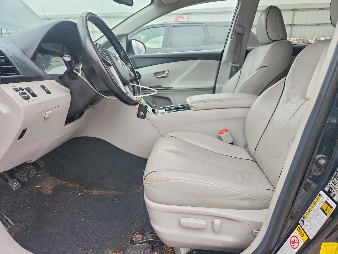 2015 Toyota Venza Le - Фото 7