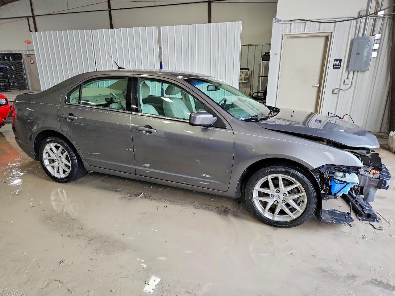 2011 Ford Fusion - Фото 4