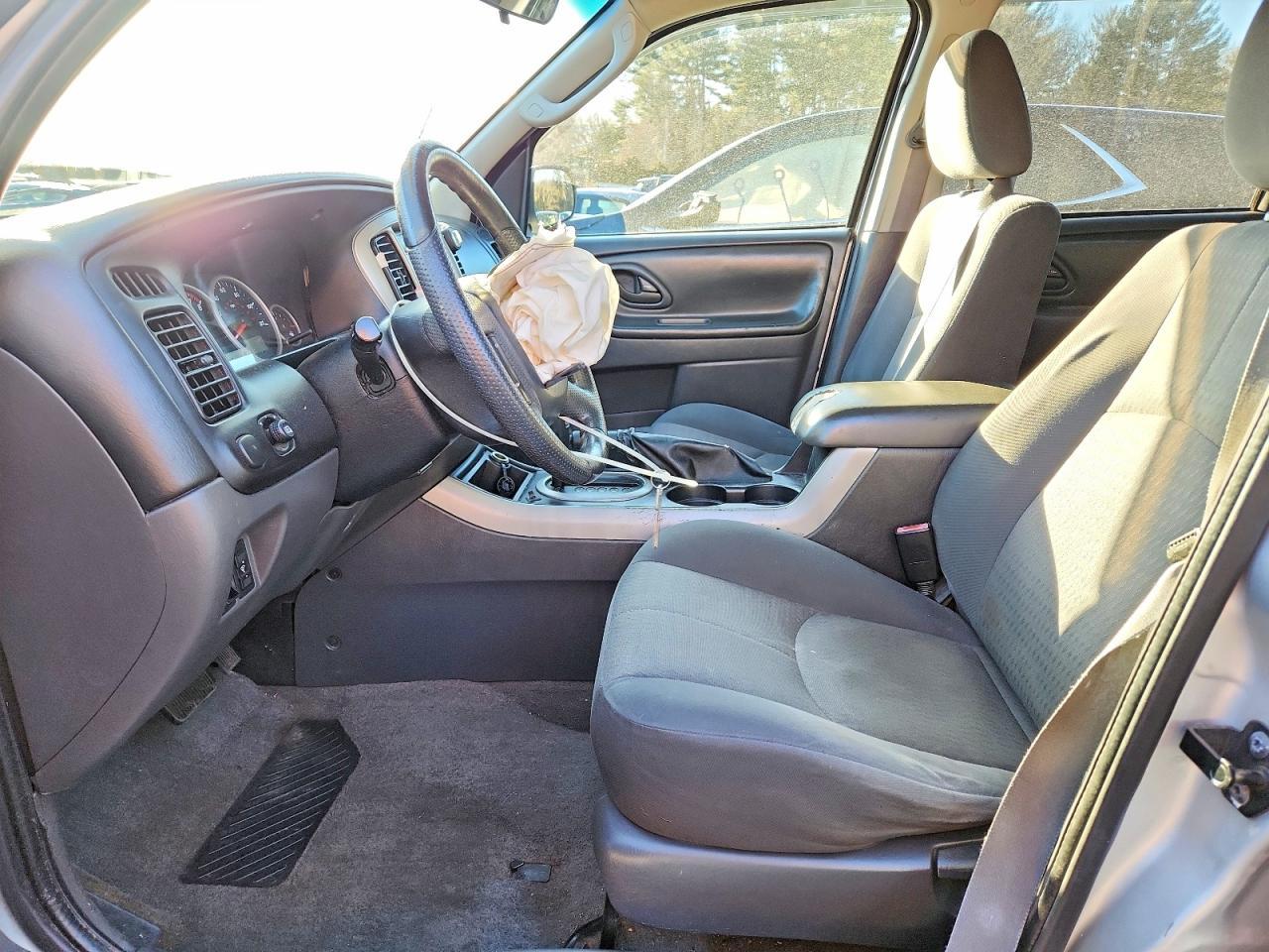 2005 Mazda Tribute I - Фото 7