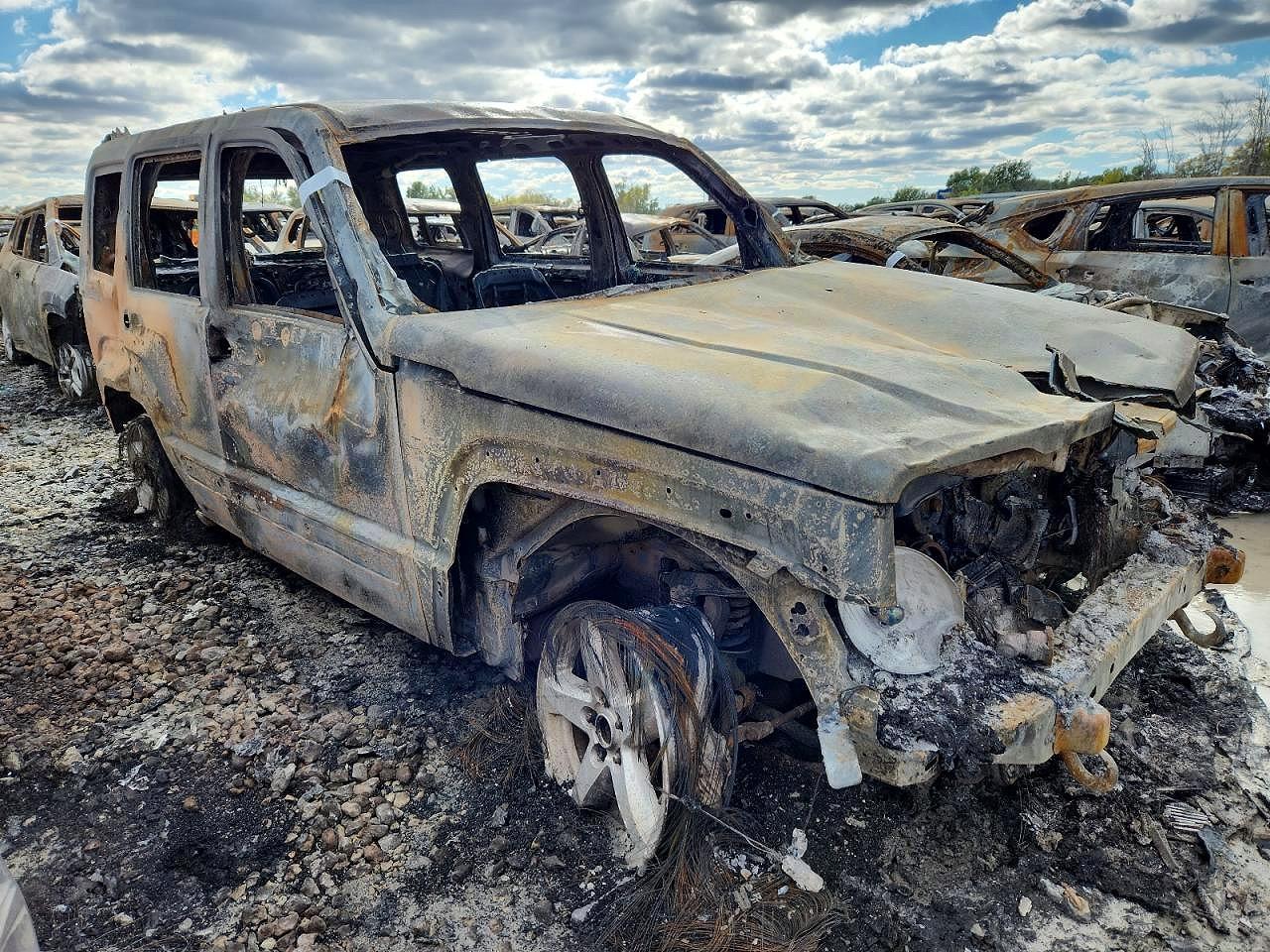 2011 Jeep Liberty Renegade - Фото 4