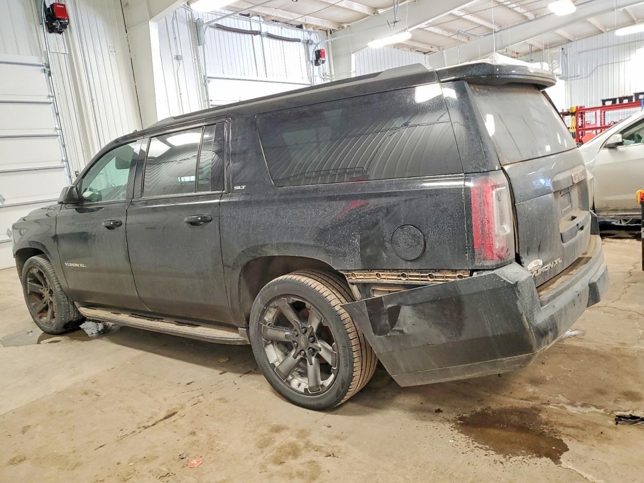 2019 GMC Yukon Xl K1500 Slt - Image 2