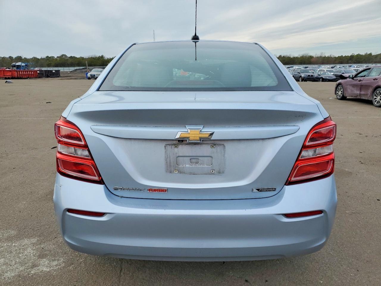 2018 Chevrolet Sonic Premier - Image 6