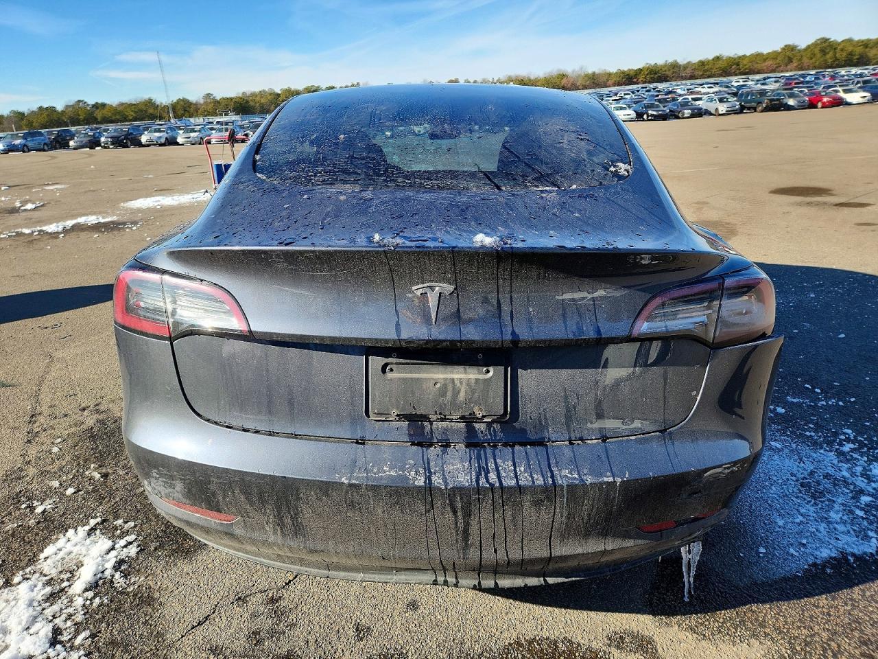 2023 Tesla Model 3 - Фото 6