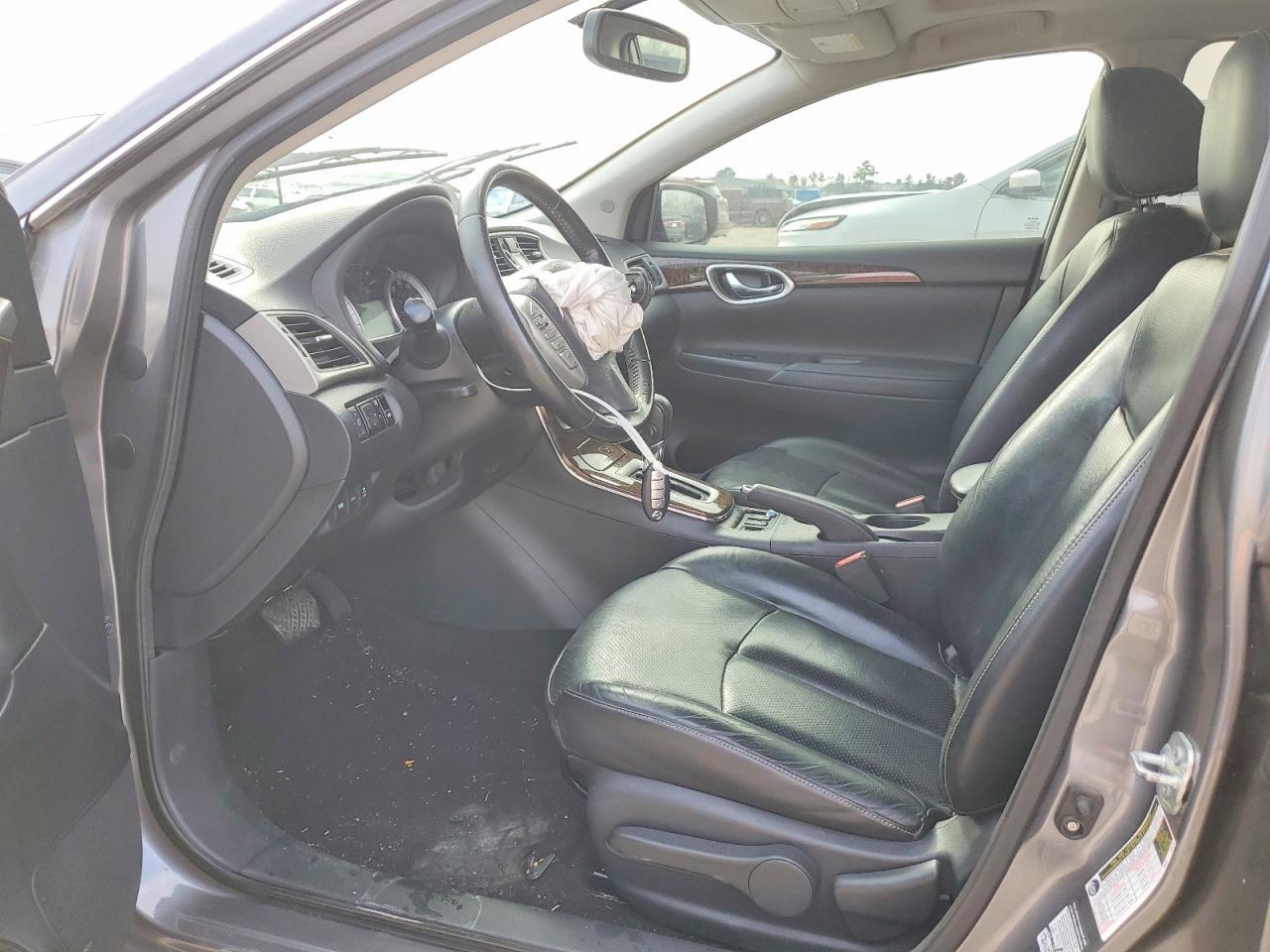 2015 Niss Sentra - Image 7