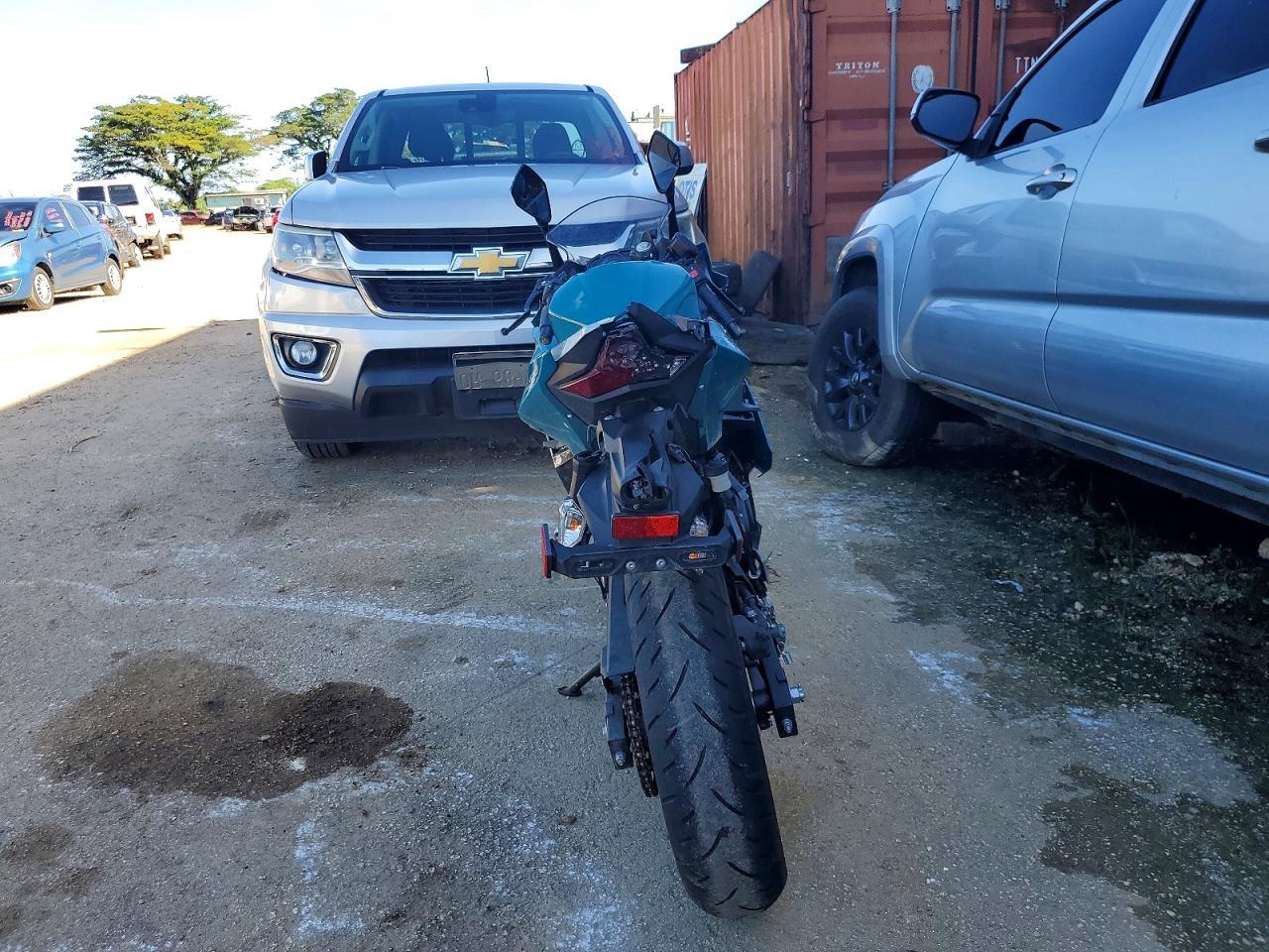2021 Kawasaki Ex400 - Фото 4