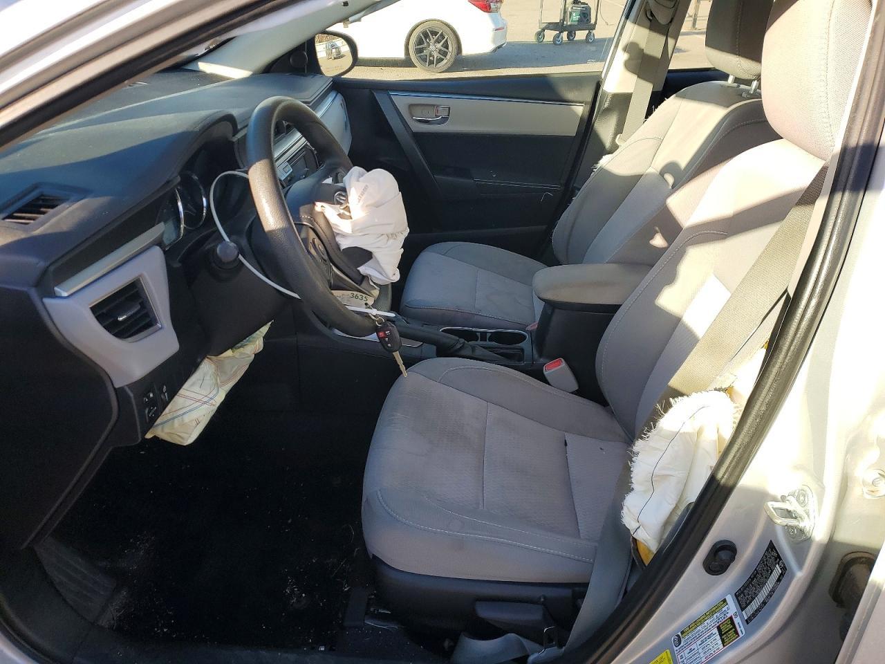 2015 Toyota Corolla Le - Фото 7