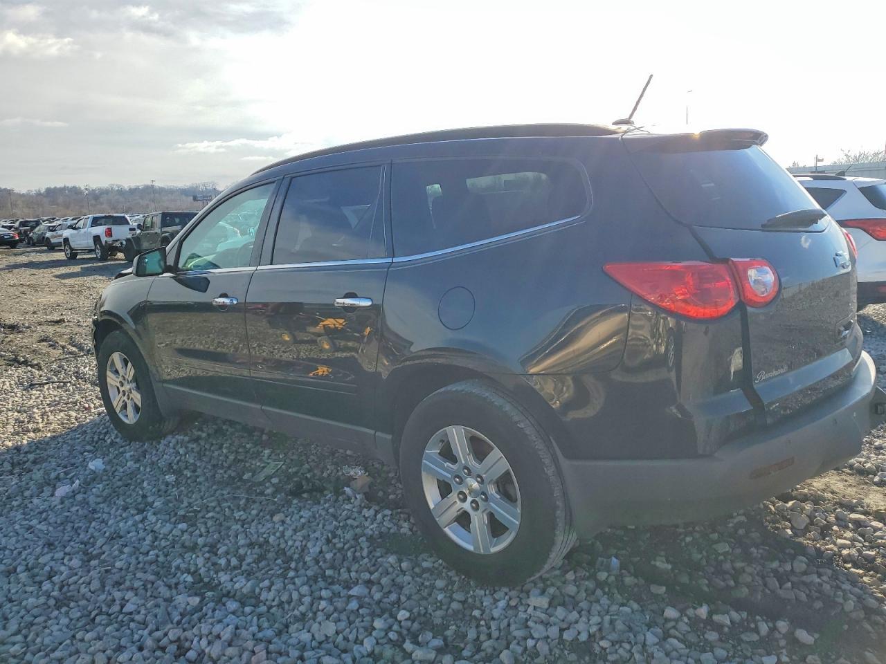 2012 Chevrolet Traverse Lt - Фото 2