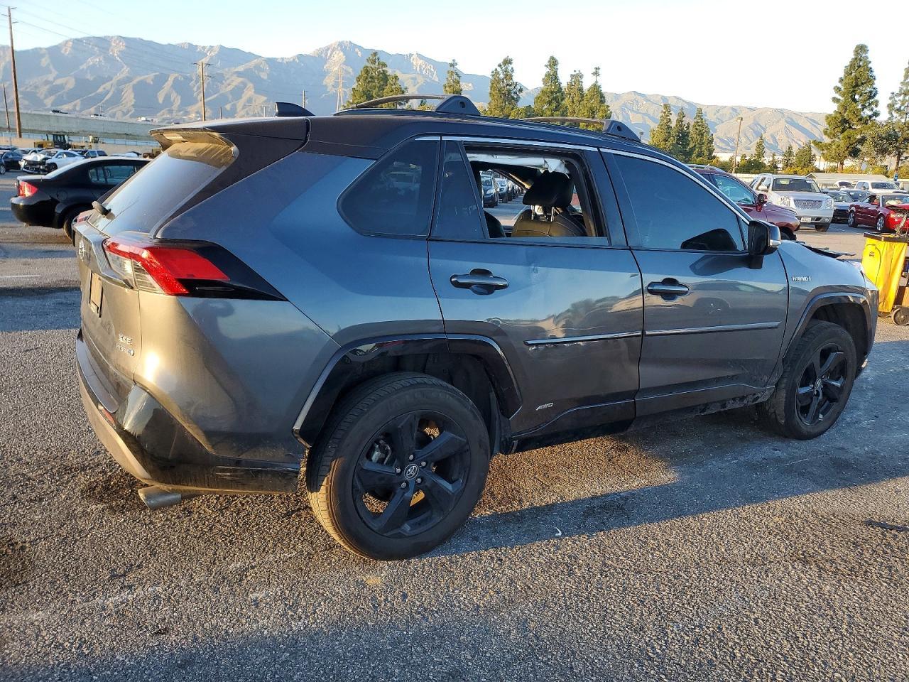 2021 Toyota Rav4 Xse - Фото 3