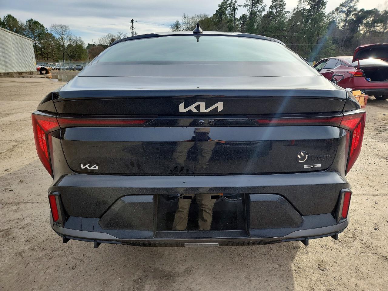 2025 Kia K4 Gt Line - Image 6