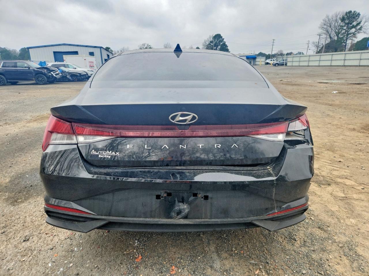 2023 Hyundai Elantra Se - Фото 6