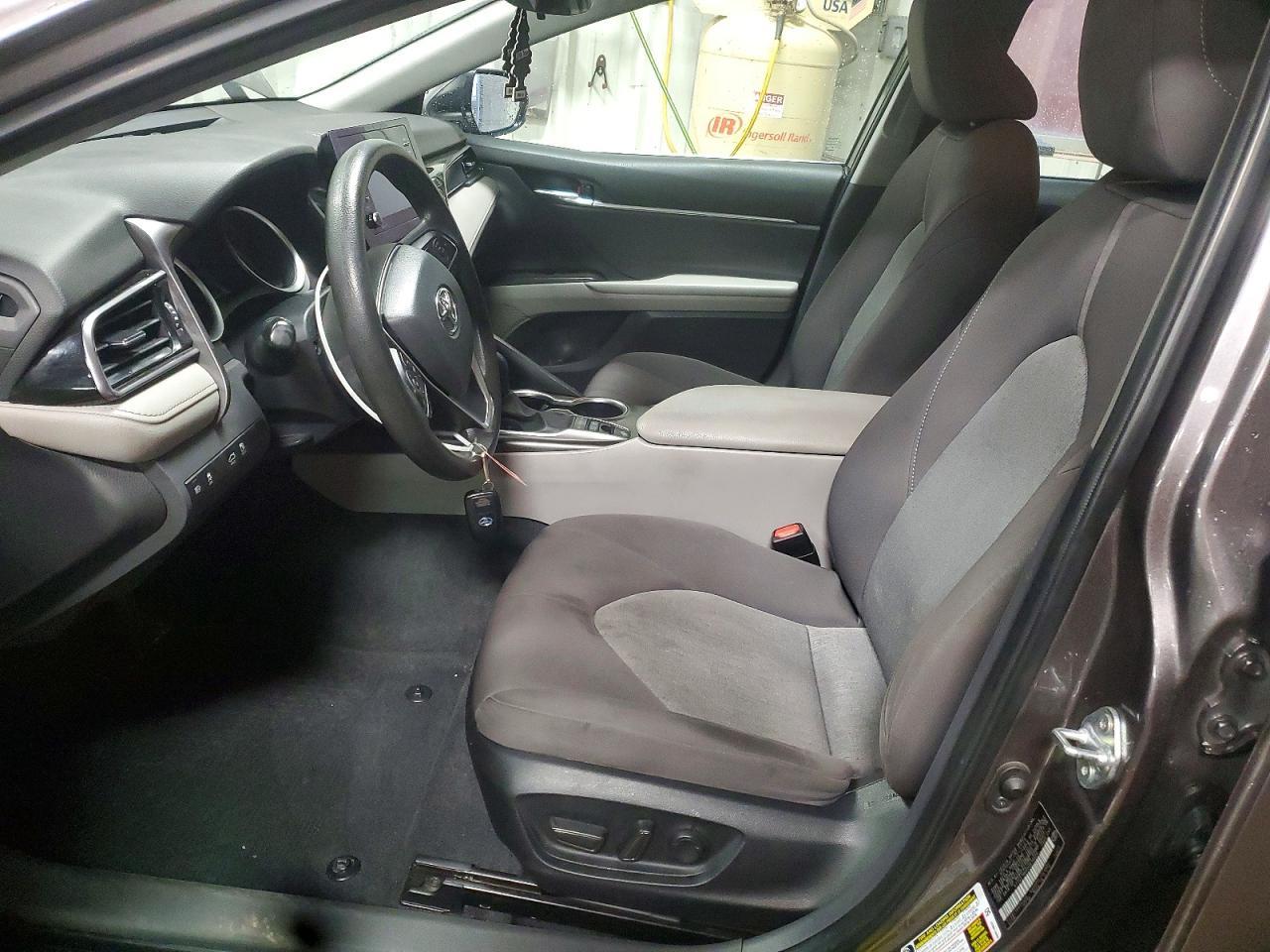 2023 Toyota Camry - Фото 7