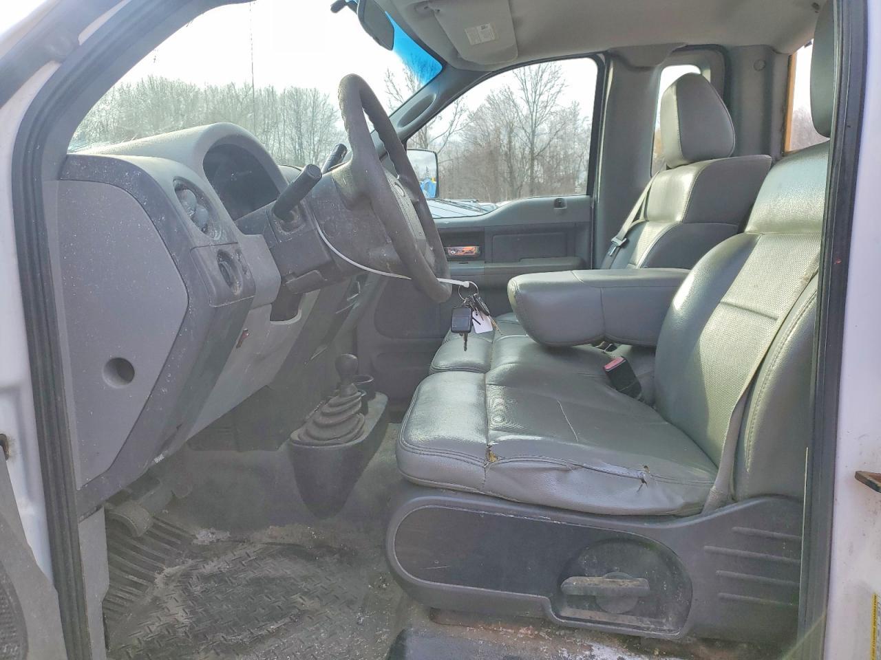 2006 Ford F150 - Image 7