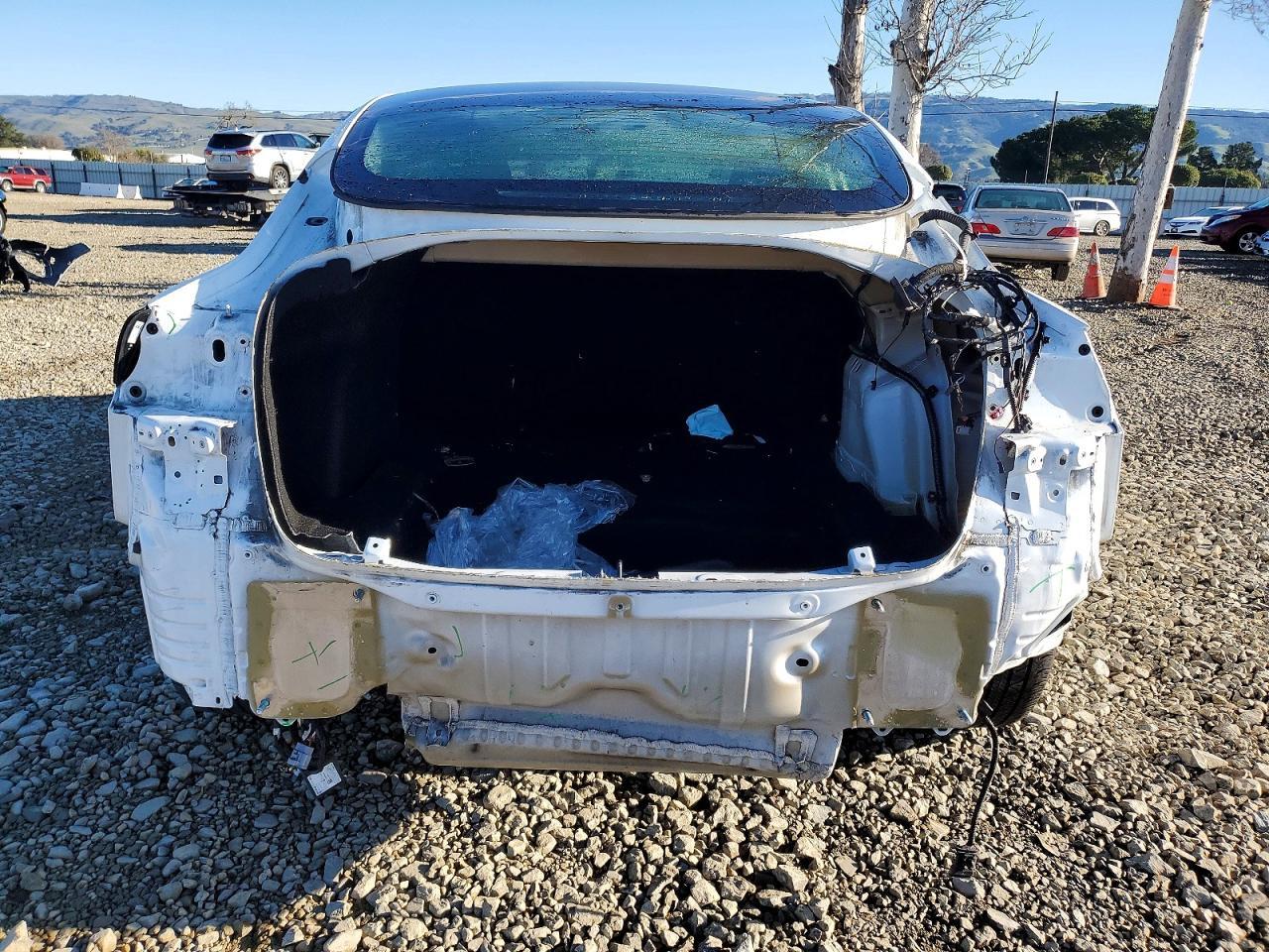 2023 Tesla Model 3 - Фото 6