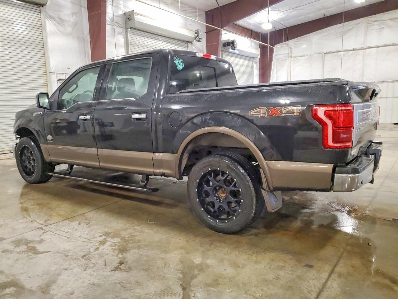 2015 Ford F150 Supercrew - Фото 2