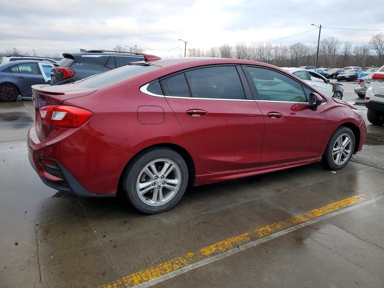 2017 Chevrolet Cruze Lt - Image 3