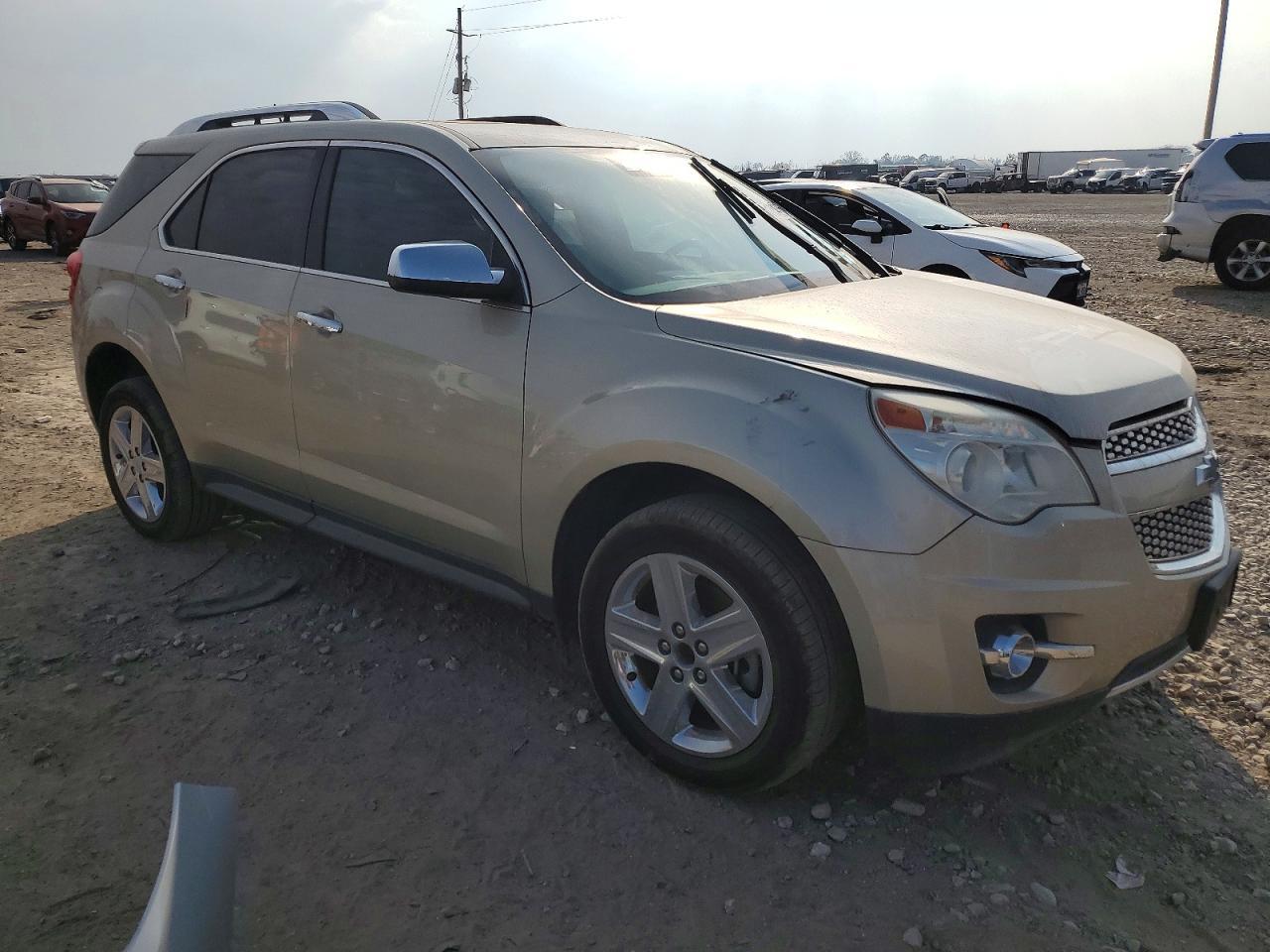 2015 Chev Equinox Ltz - Image 4