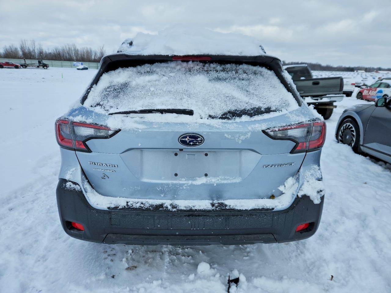2023 Subaru Outback Premium - Image 6