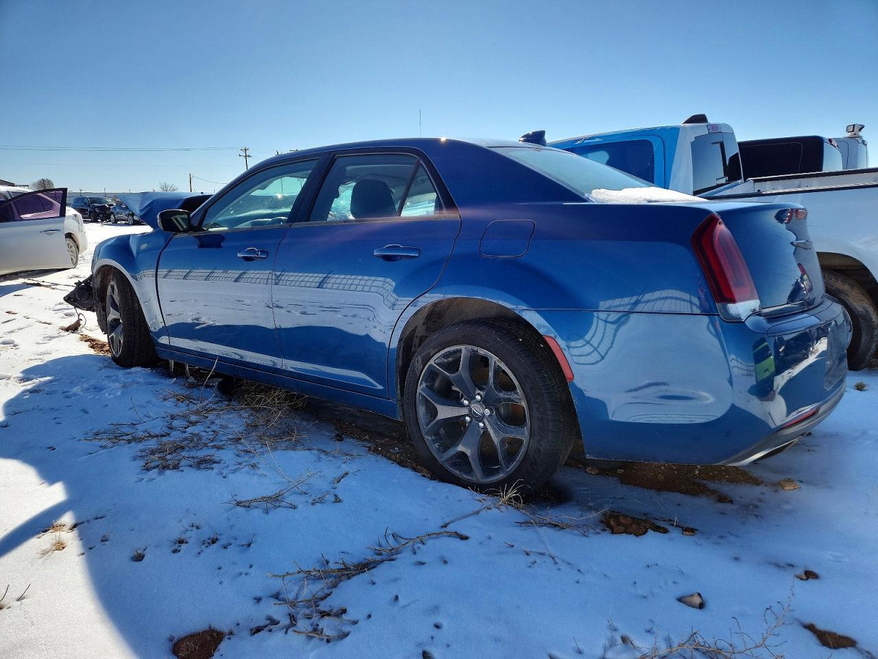 2020 Chrysler 300 Touring - Image 2