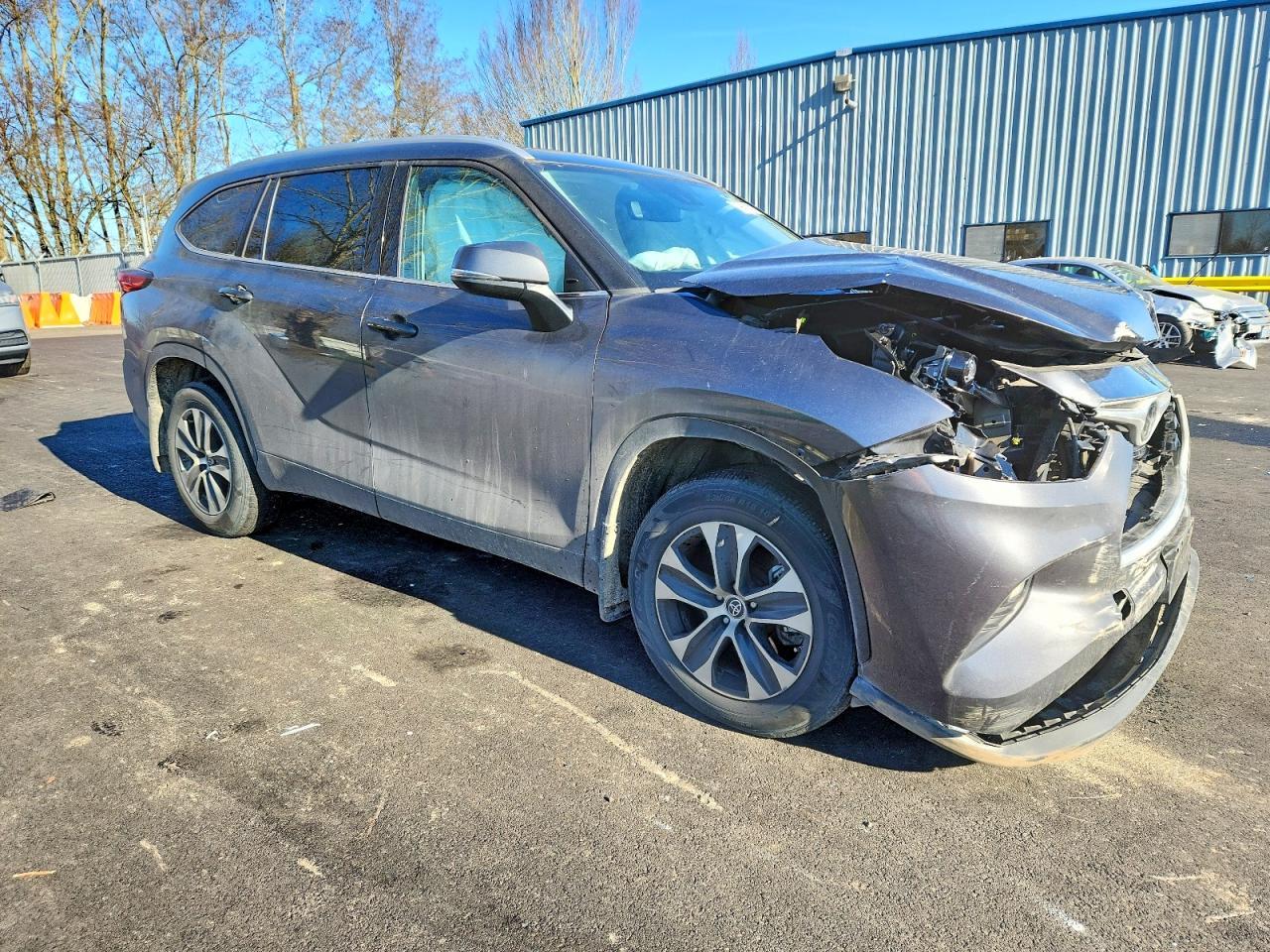 2022 Toyota Highlander Xle - Image 4