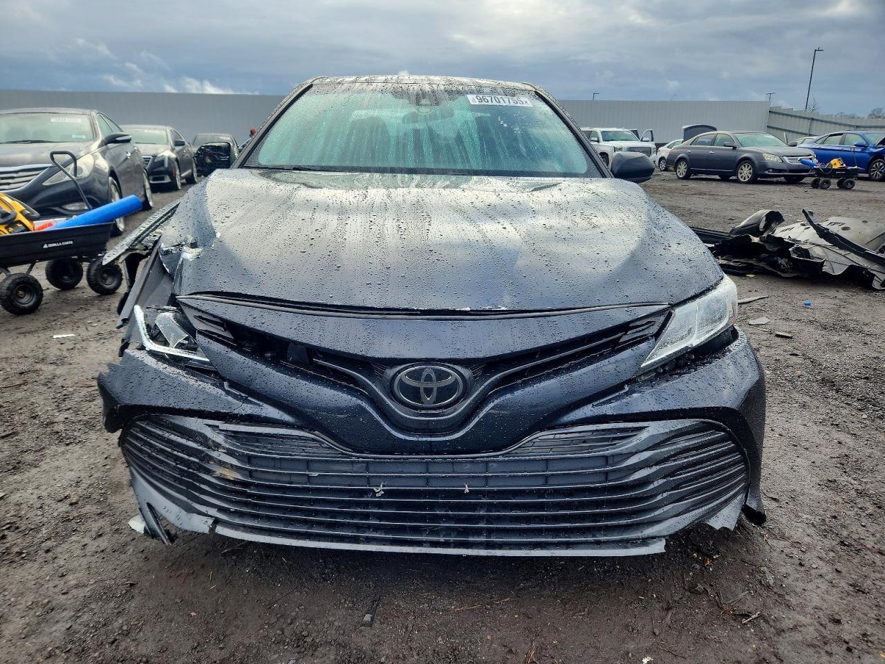2020 Toyota Camry Le - Image 5