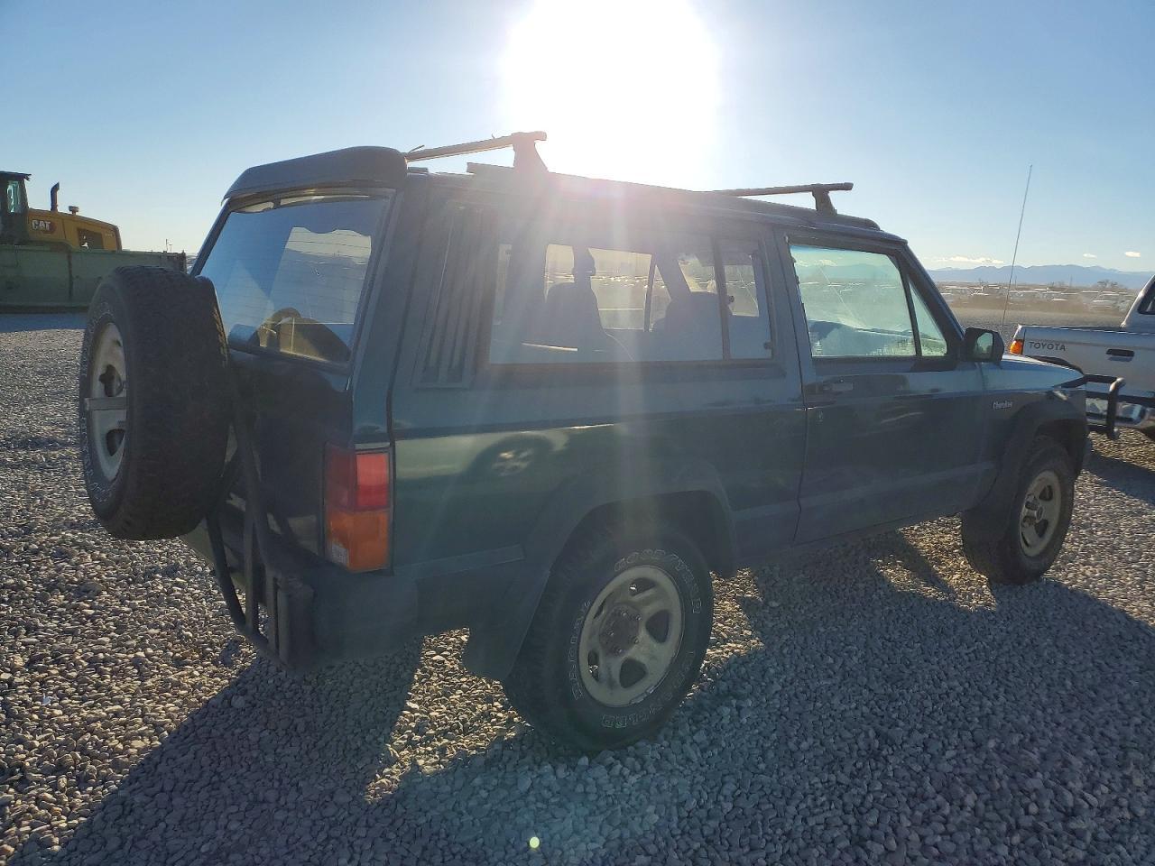 1996 Jeep Cherokee - Image 3