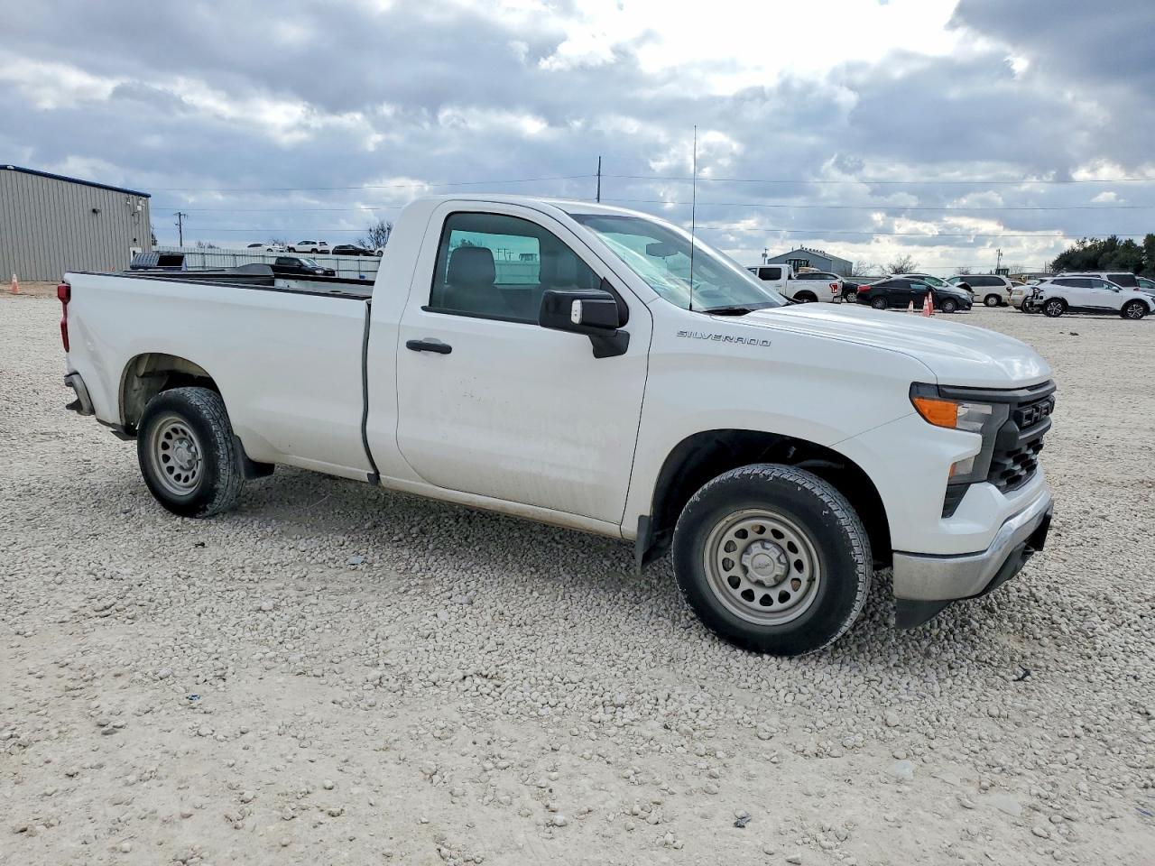 2023 Chevrolet Silverado C1500 - Image 4