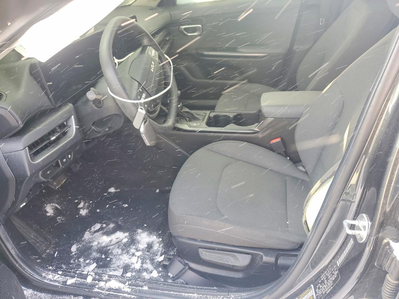 2025 Kia K4 Lx - Image 7