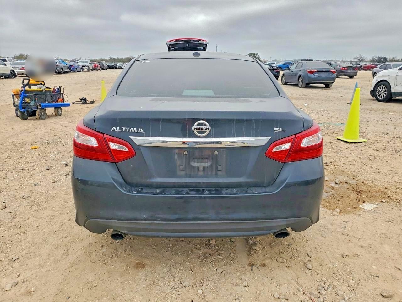 2017 Niss Altima 2.5 - Фото 6