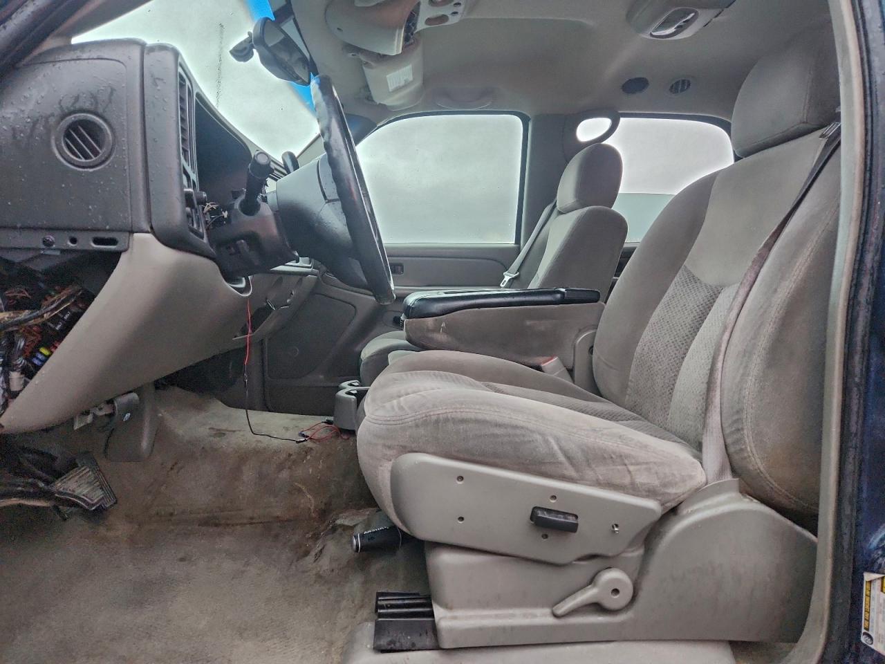 2005 Chevrolet Tahoe C1500 - Фото 7