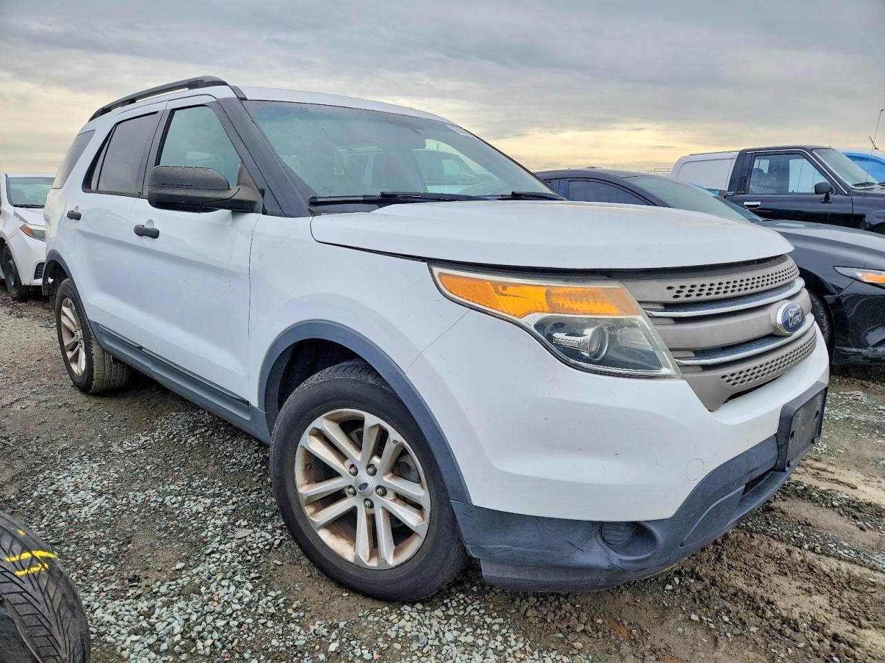2015 Ford Explorer - Image 4