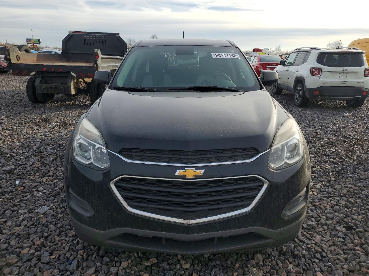 2017 Chevrolet Equinox Ls - Фото 5