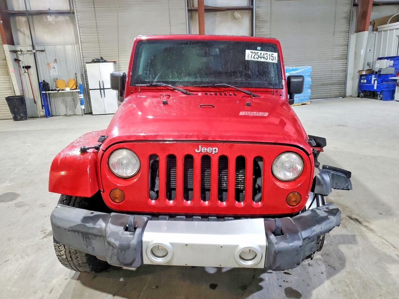 2013 Jeep Wrangler Unlimited Sahara - Image 5